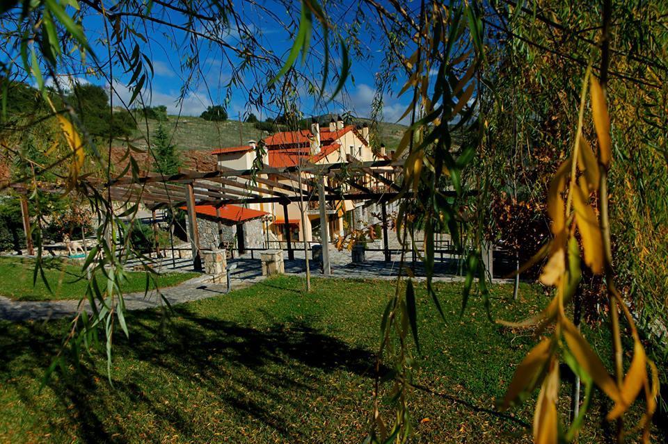 Guesthouse Mouses Kalavryta Luaran gambar