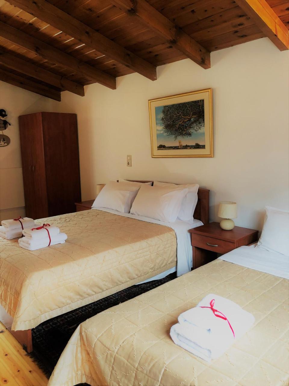 Guesthouse Mouses Kalavryta Luaran gambar